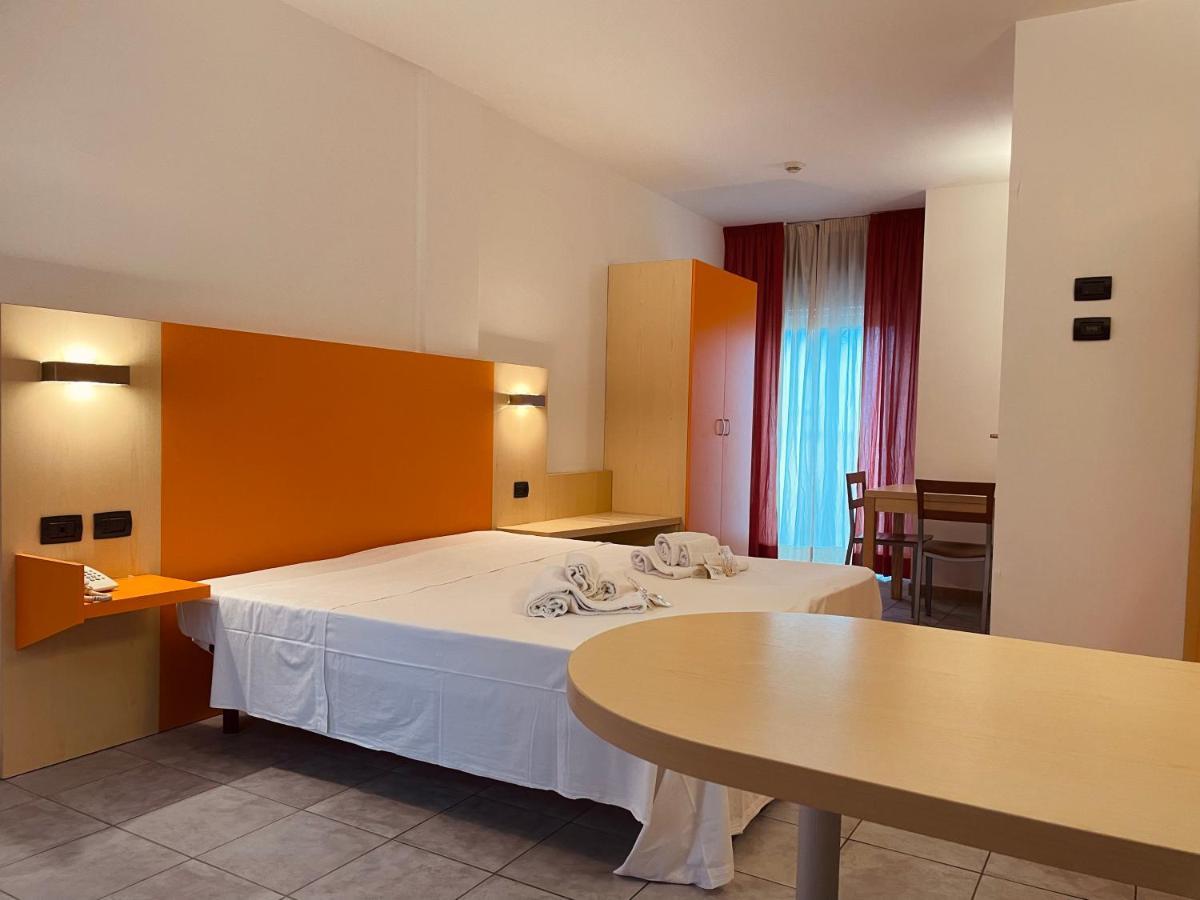 Hotel Grecale - Venturina Terme Exterior foto